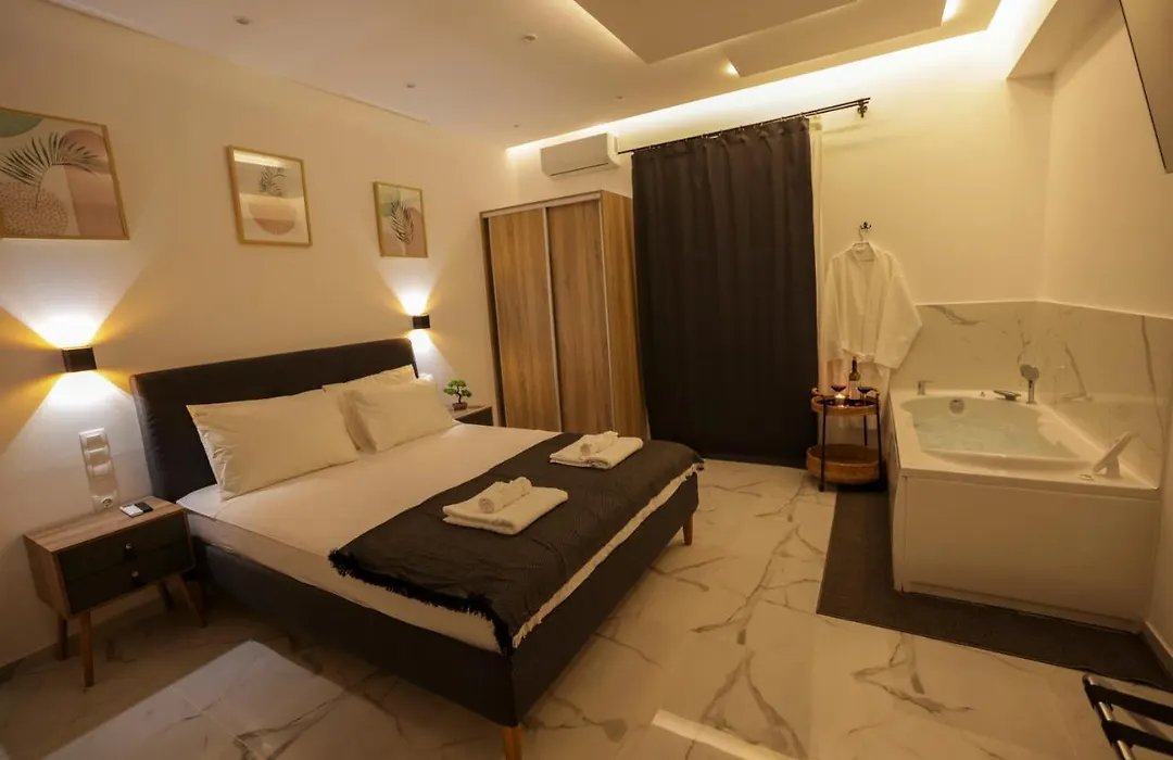 Apollo 2 bd Jacuzzi Suite-1
